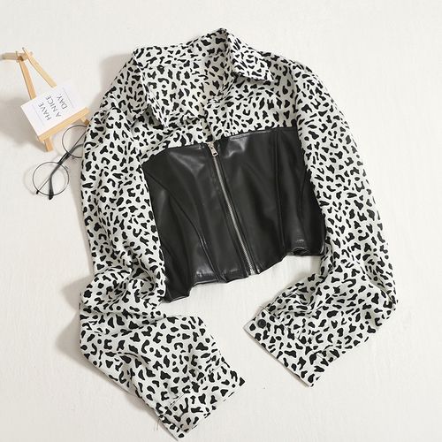 estampa de leopardo branco