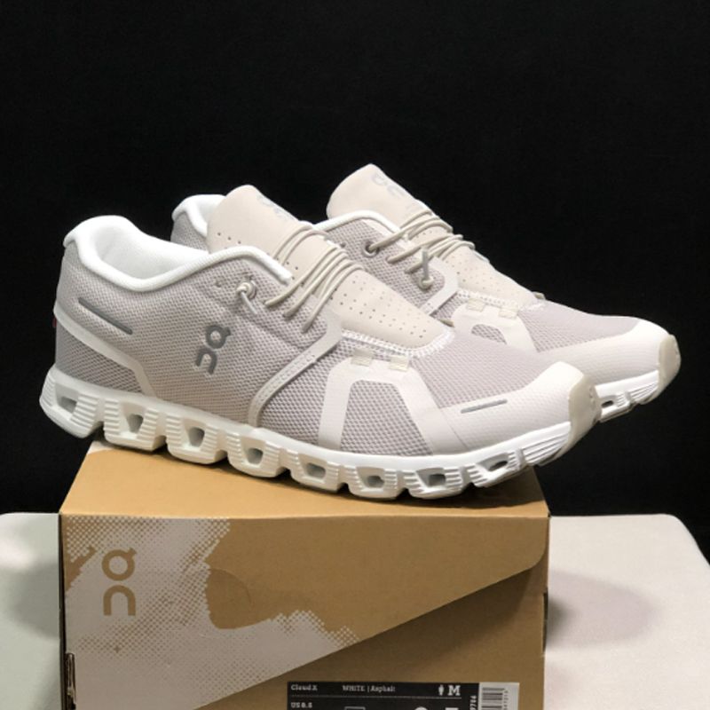 D83 Cloud 5 All White