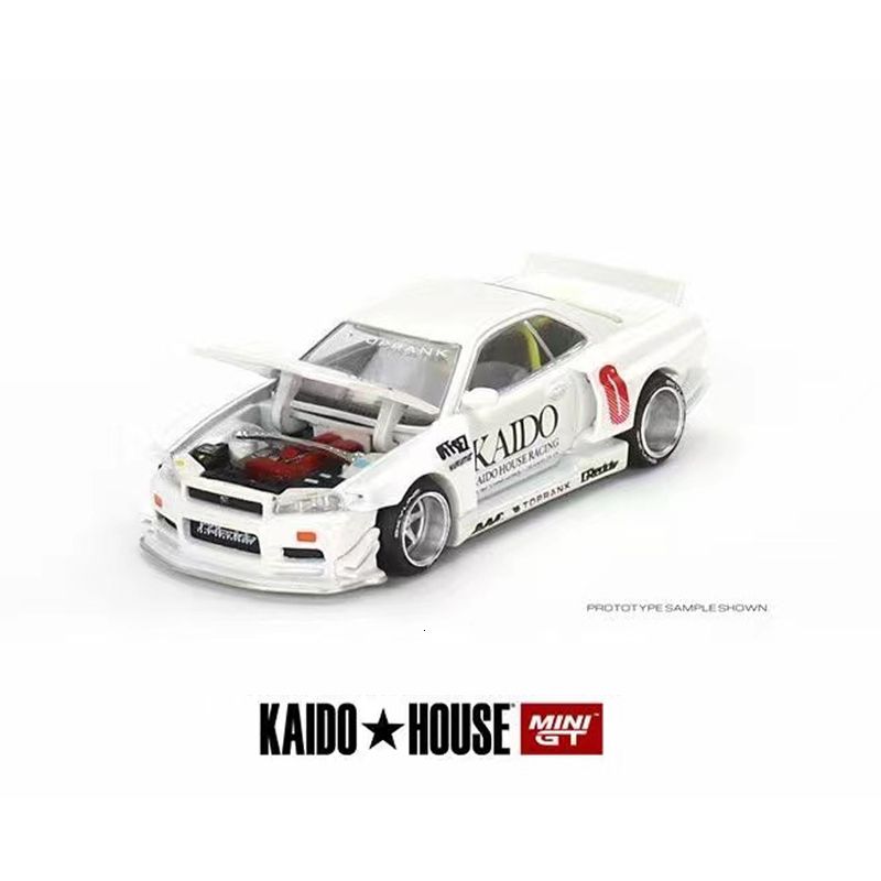 Skyline Gtr-White