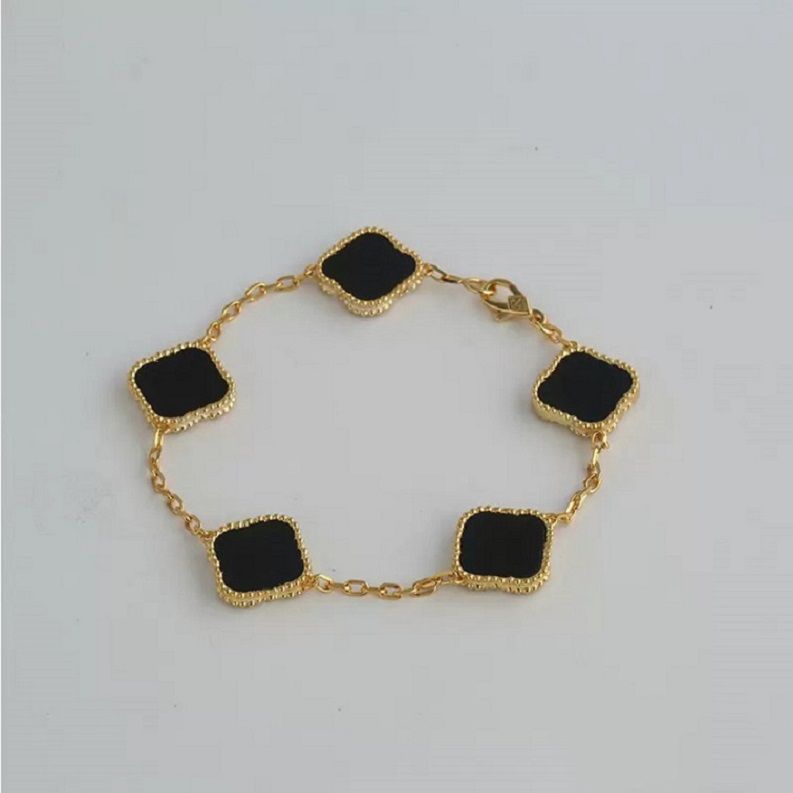 Clover preto dourado