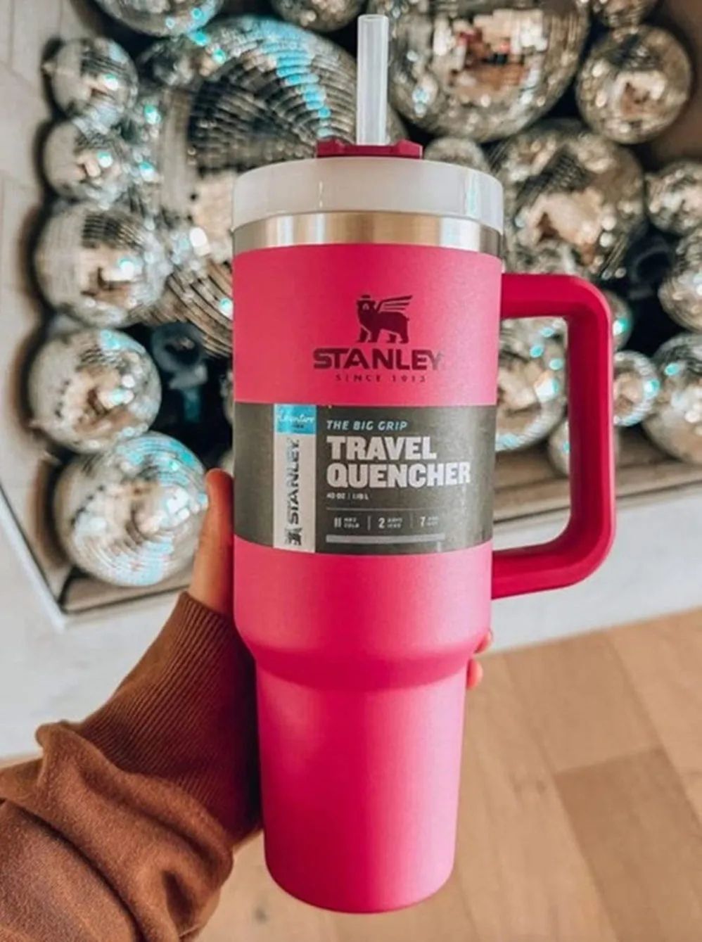 Stanley Adventure Quencher - Vaso de acero inoxidable aislado reutilizable  de 40 oz (brillo rosa)