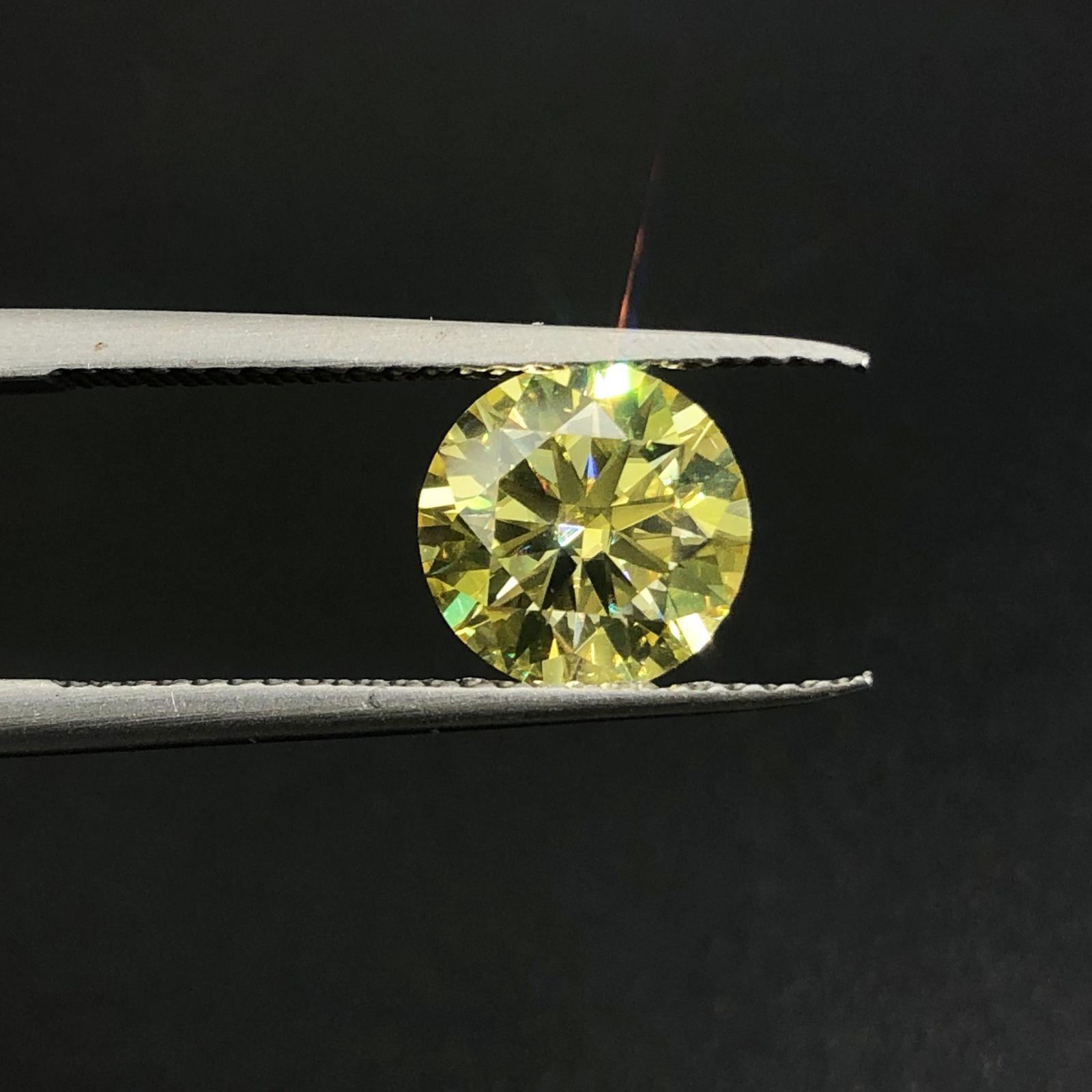 Lemon Yellow-D-5mm 0.5ct