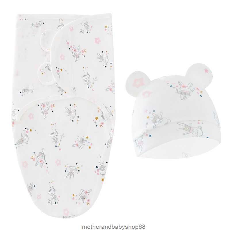 fille ours emmaillotant + chapeau