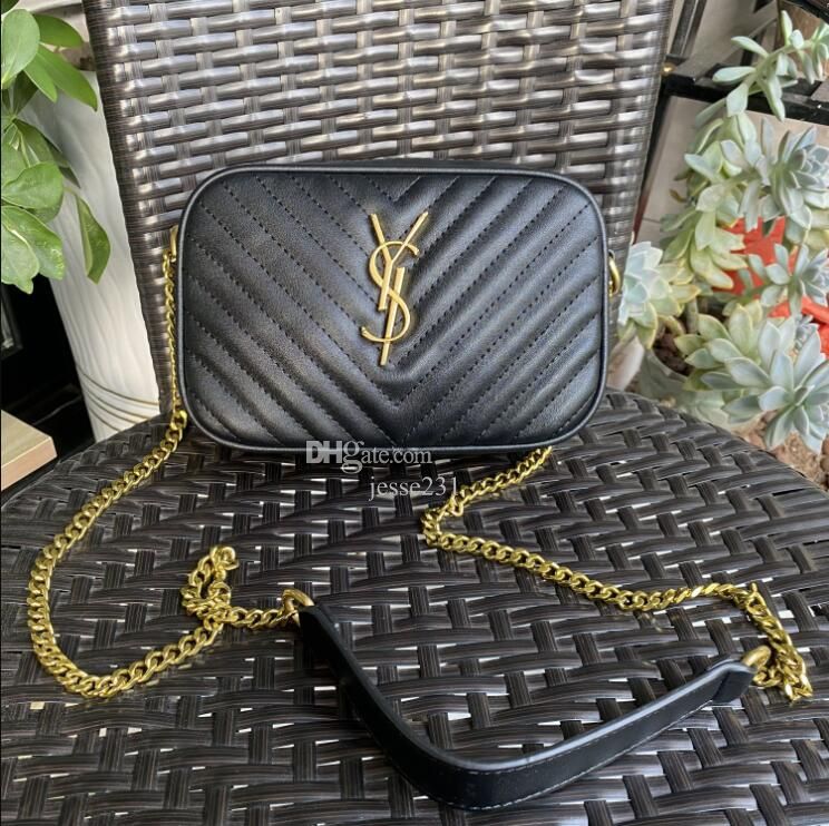 Black bag gold chain