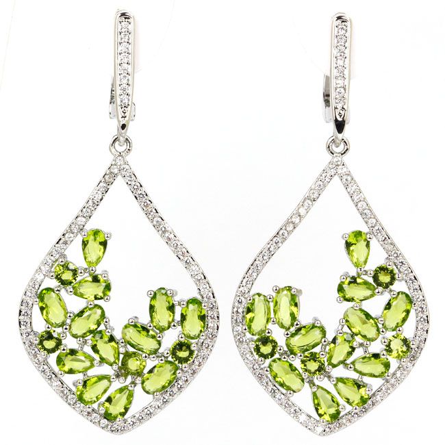 peridot الأخضر