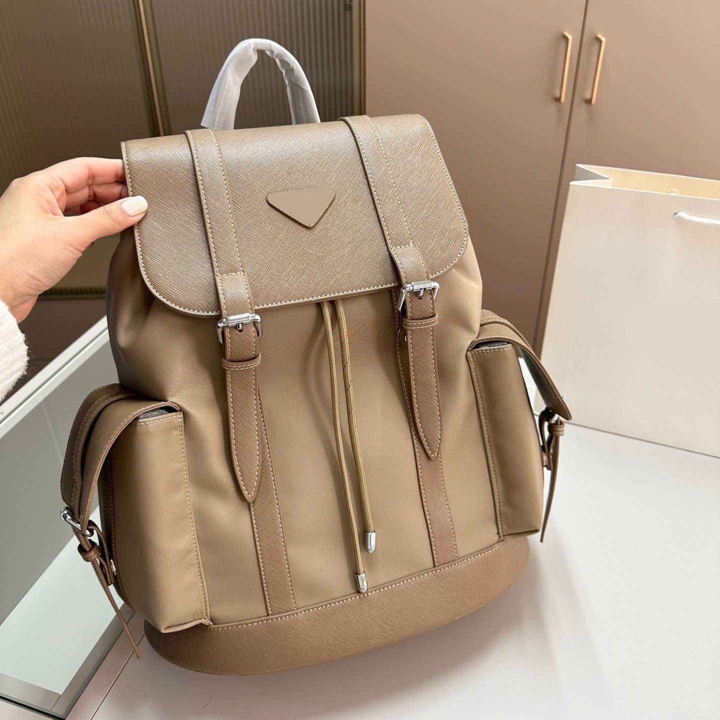 style 16--khaki--33*14*39cm