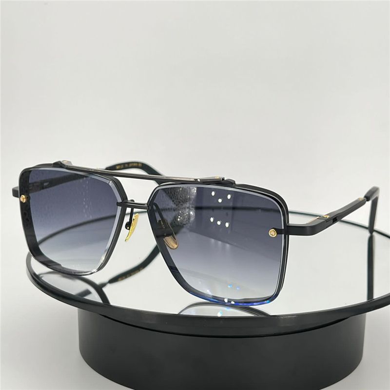 4_Black Frame Bradient Gray