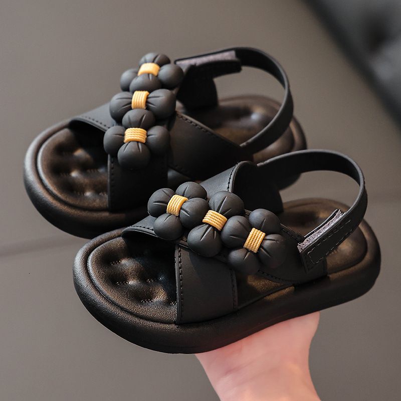 Sandles noires