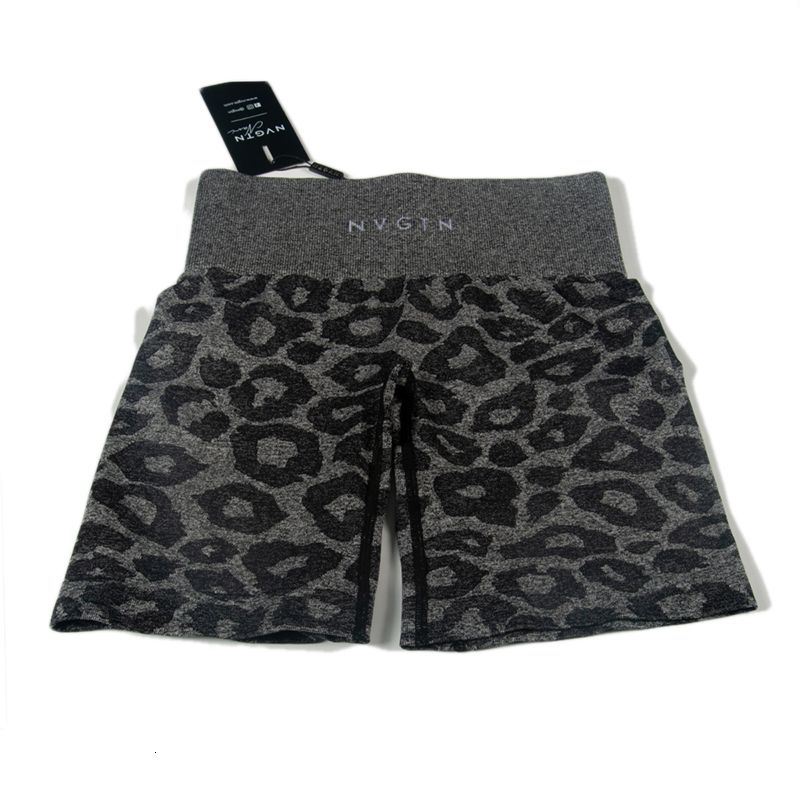 leopard black