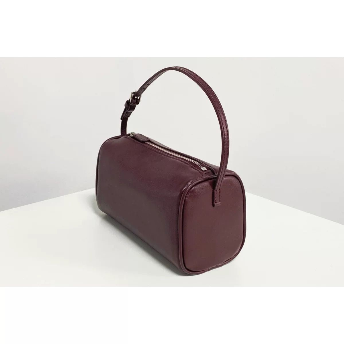 Burgundy Penholder