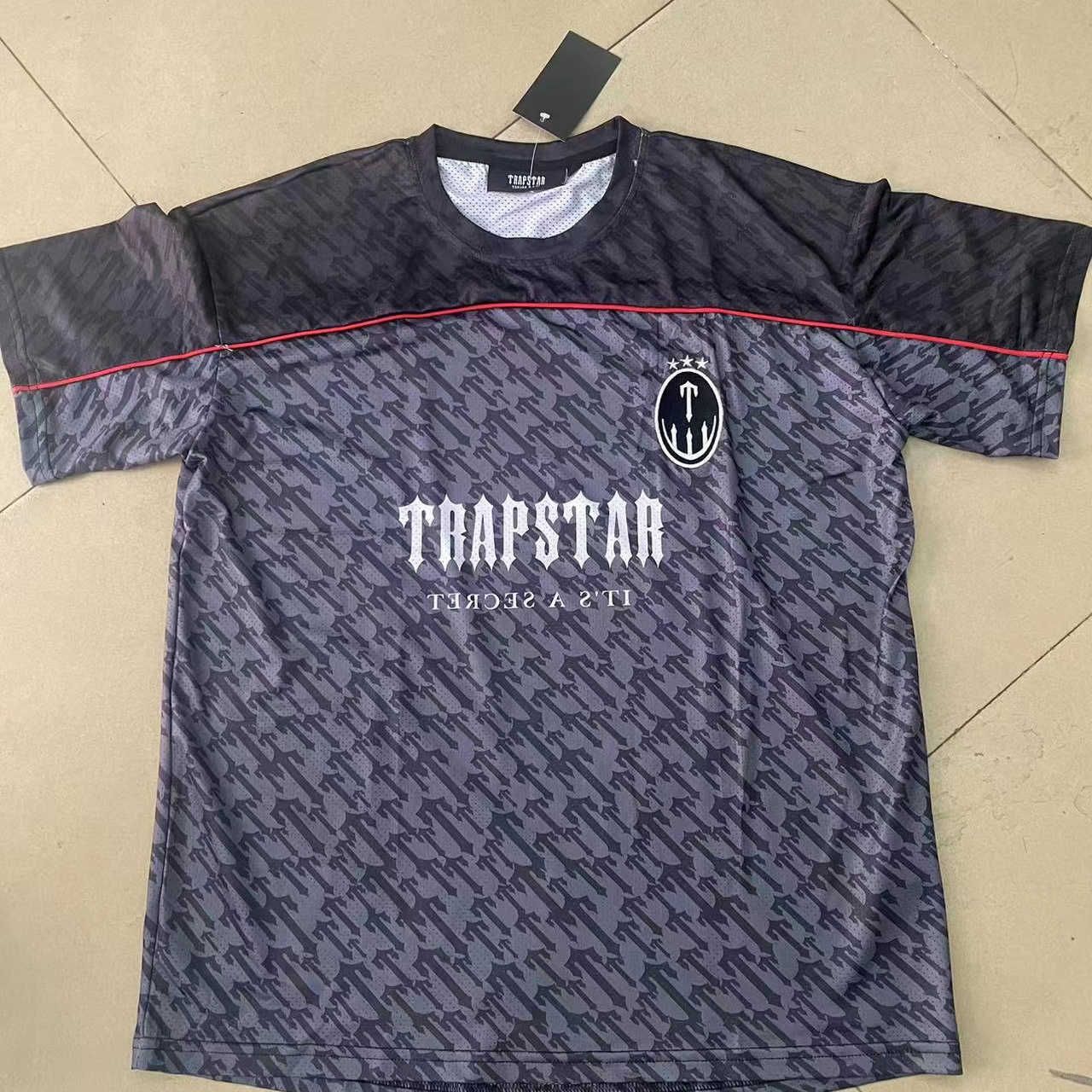 camisa de futebol cinza