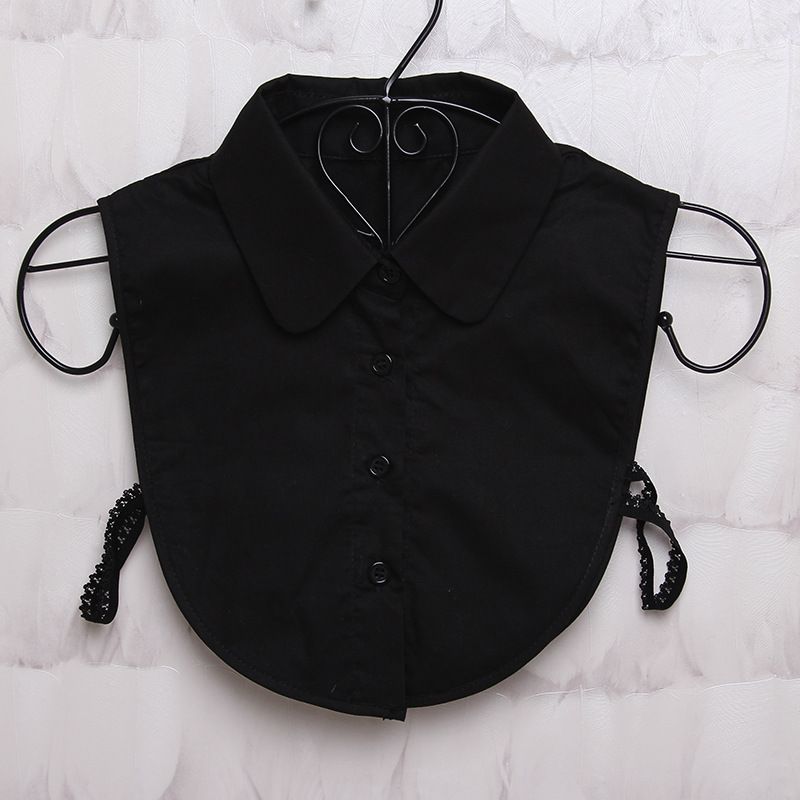 black round collar