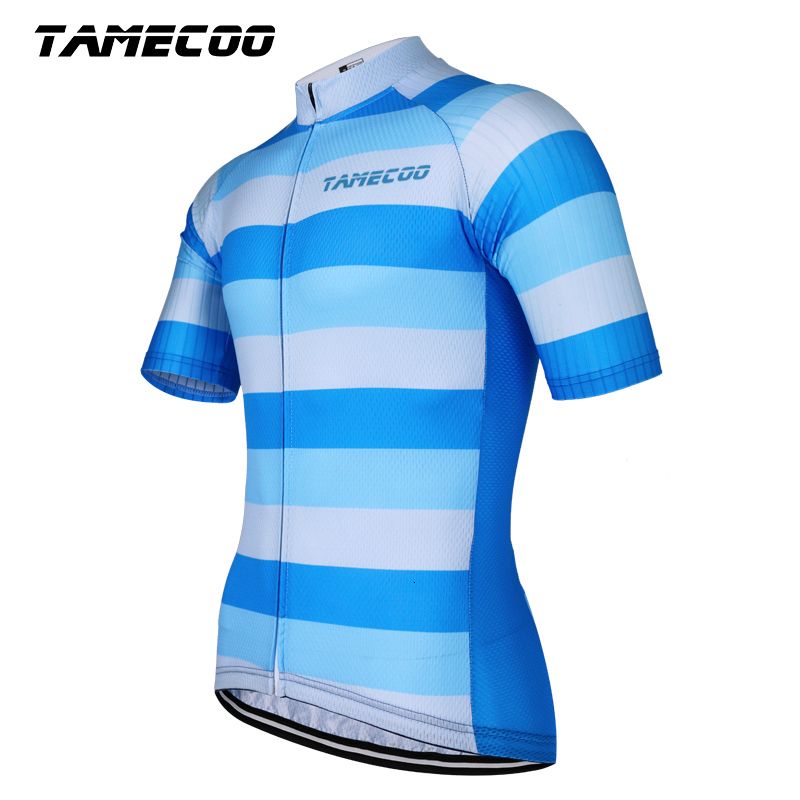 camisetas en bicicleta