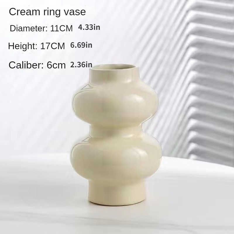 Vase (cream)