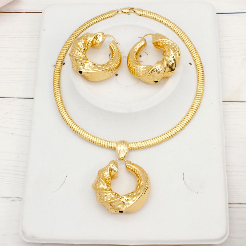 mit 344 Choker Gold China