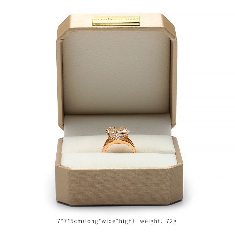 Champagne Ring Box