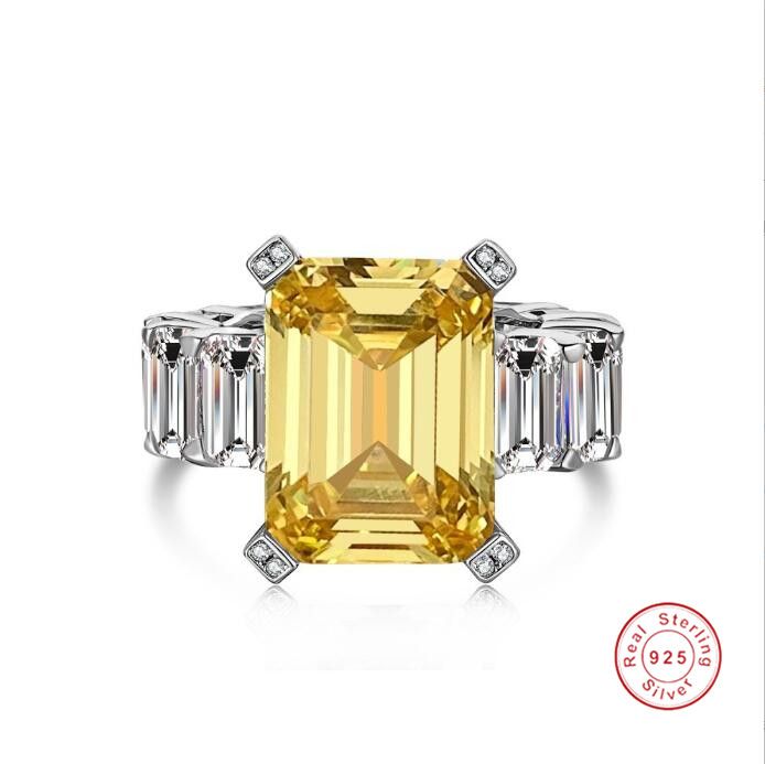 Yellow Moissanite