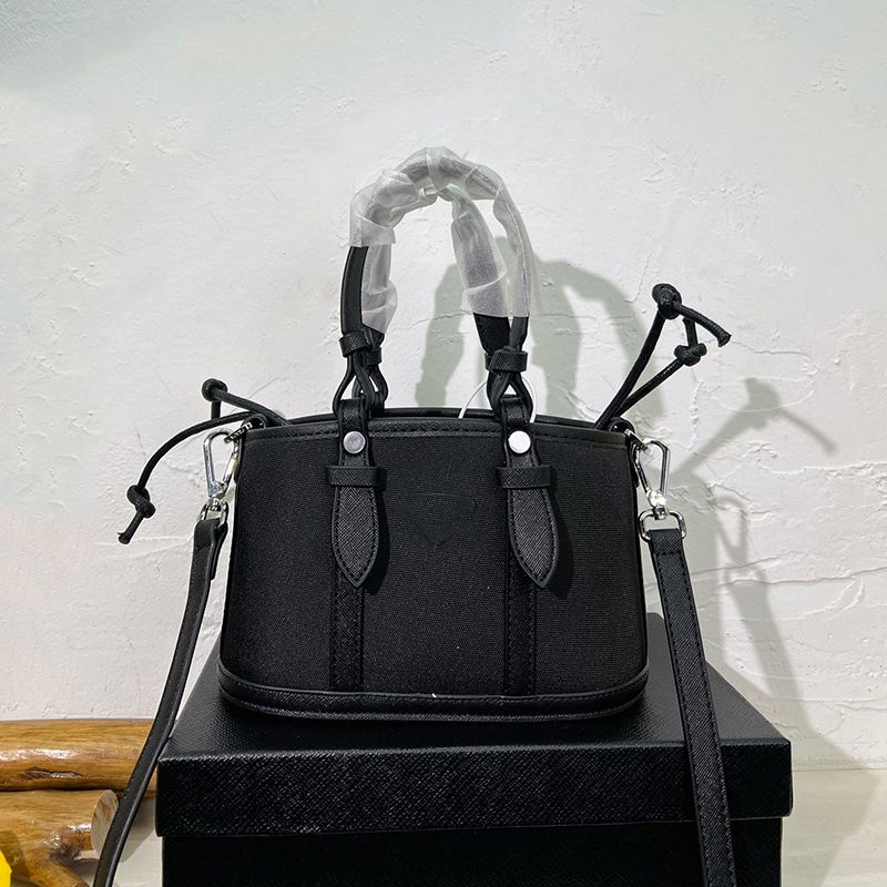 PRA0004BAG-Black