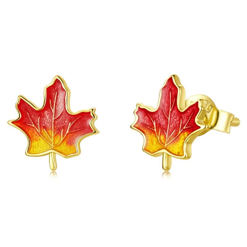 The Maple Leaf SCE1243