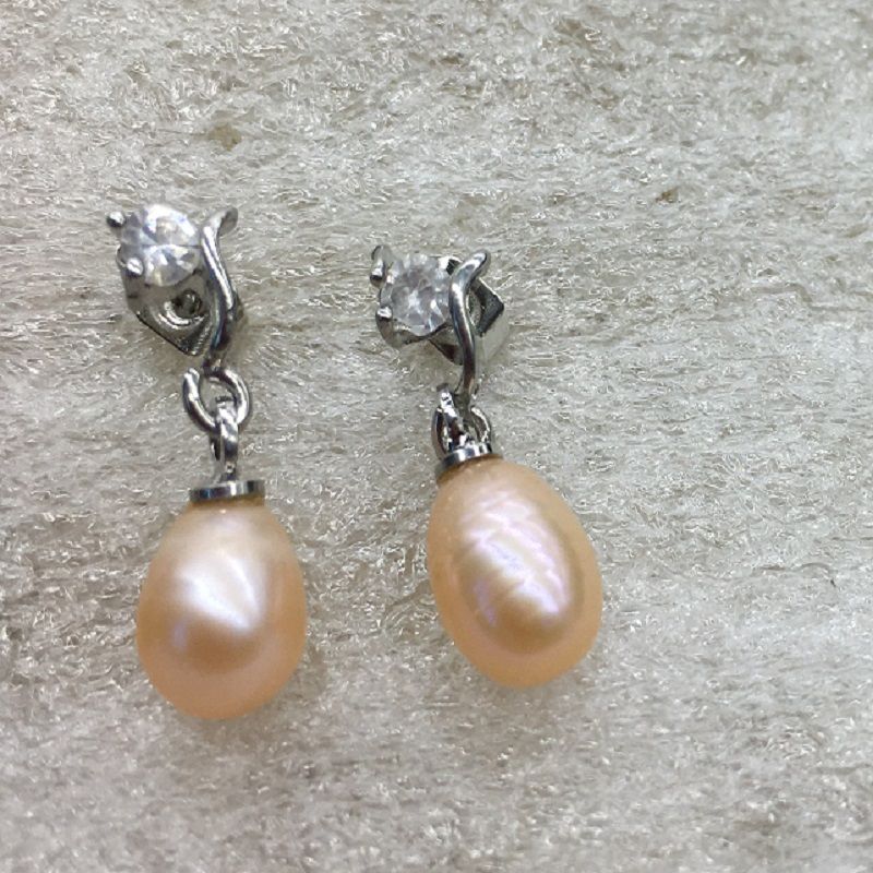 peach pearl earrings