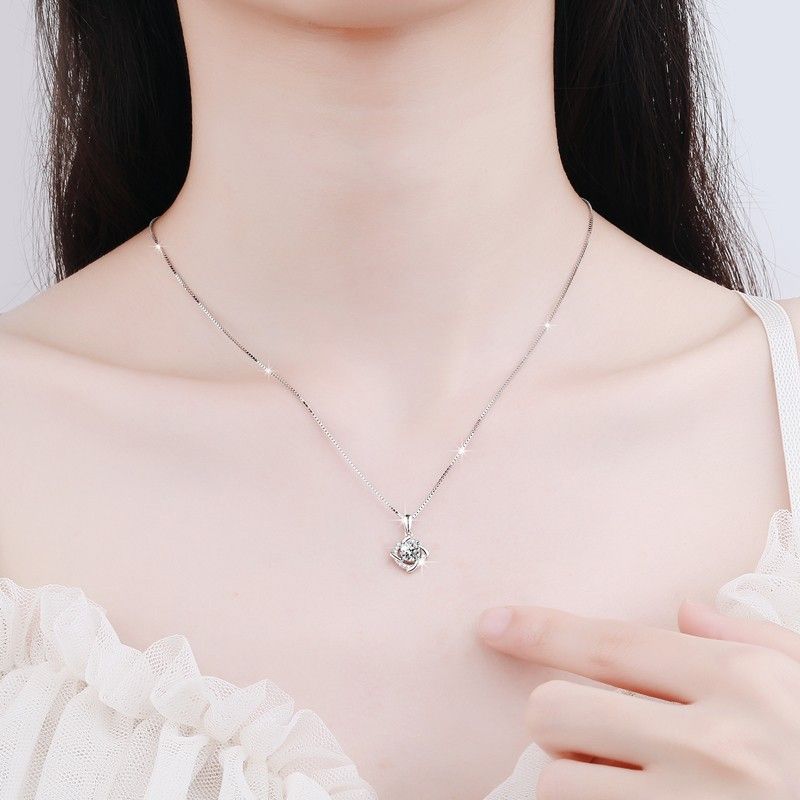 Weiße Platin-China-Moissanit-Halskette