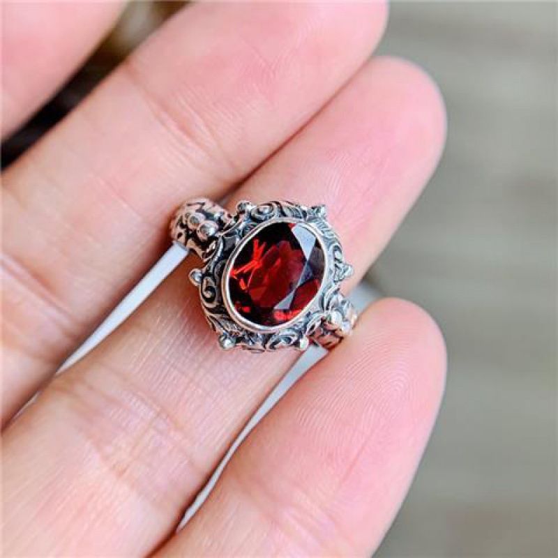 bague rouge