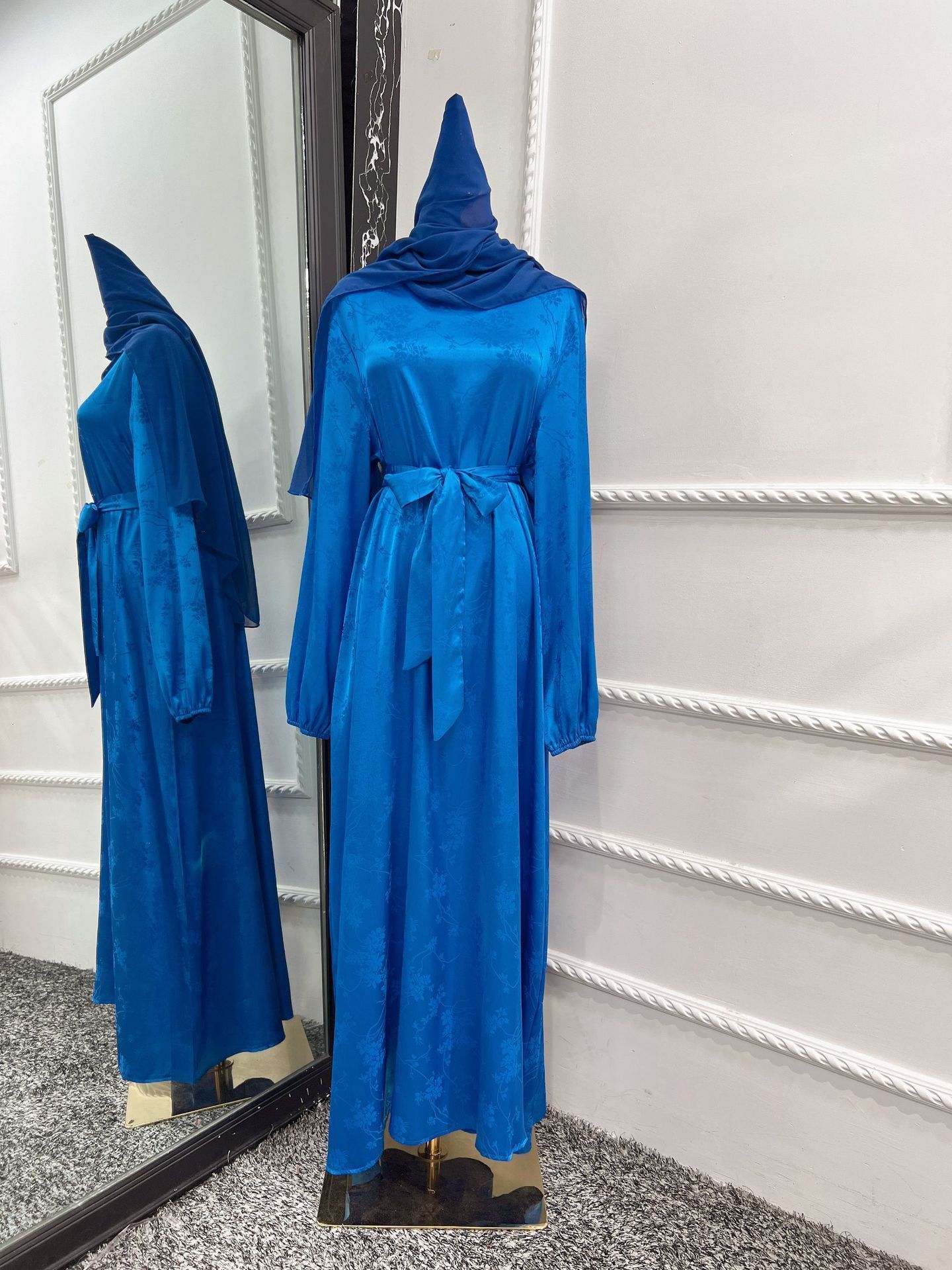 Blauw met hijab-xxl