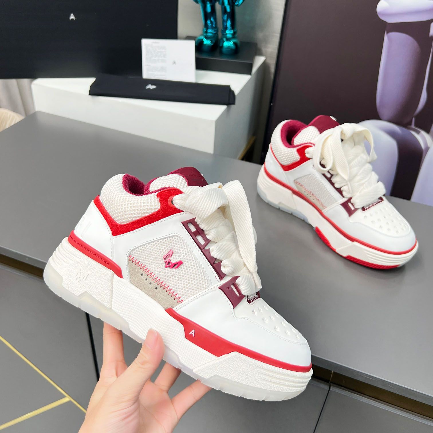 Design Height Increasing Shoes Fashion Sneakers Wholesale Women's Sport Shoes  Women - China Design Walking Shoes and L V Sneaker for Men Women price