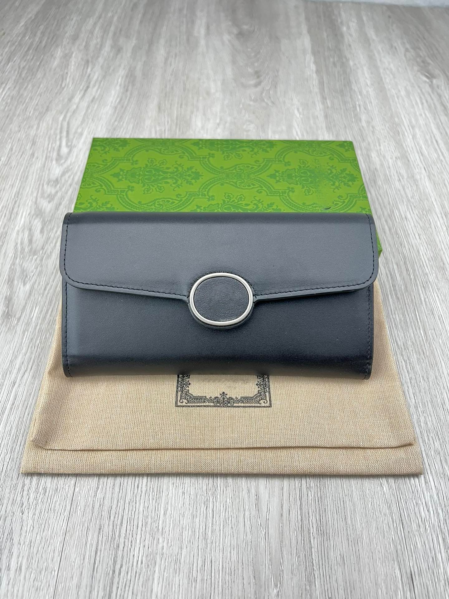 Black long wallet