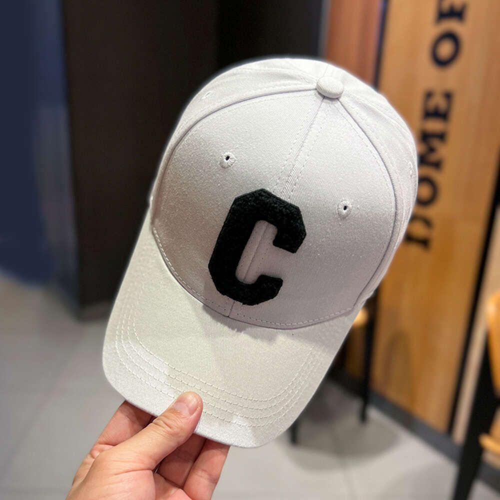 white/black large c-letter baseball cap