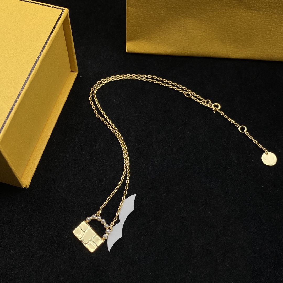 Necklace FN1