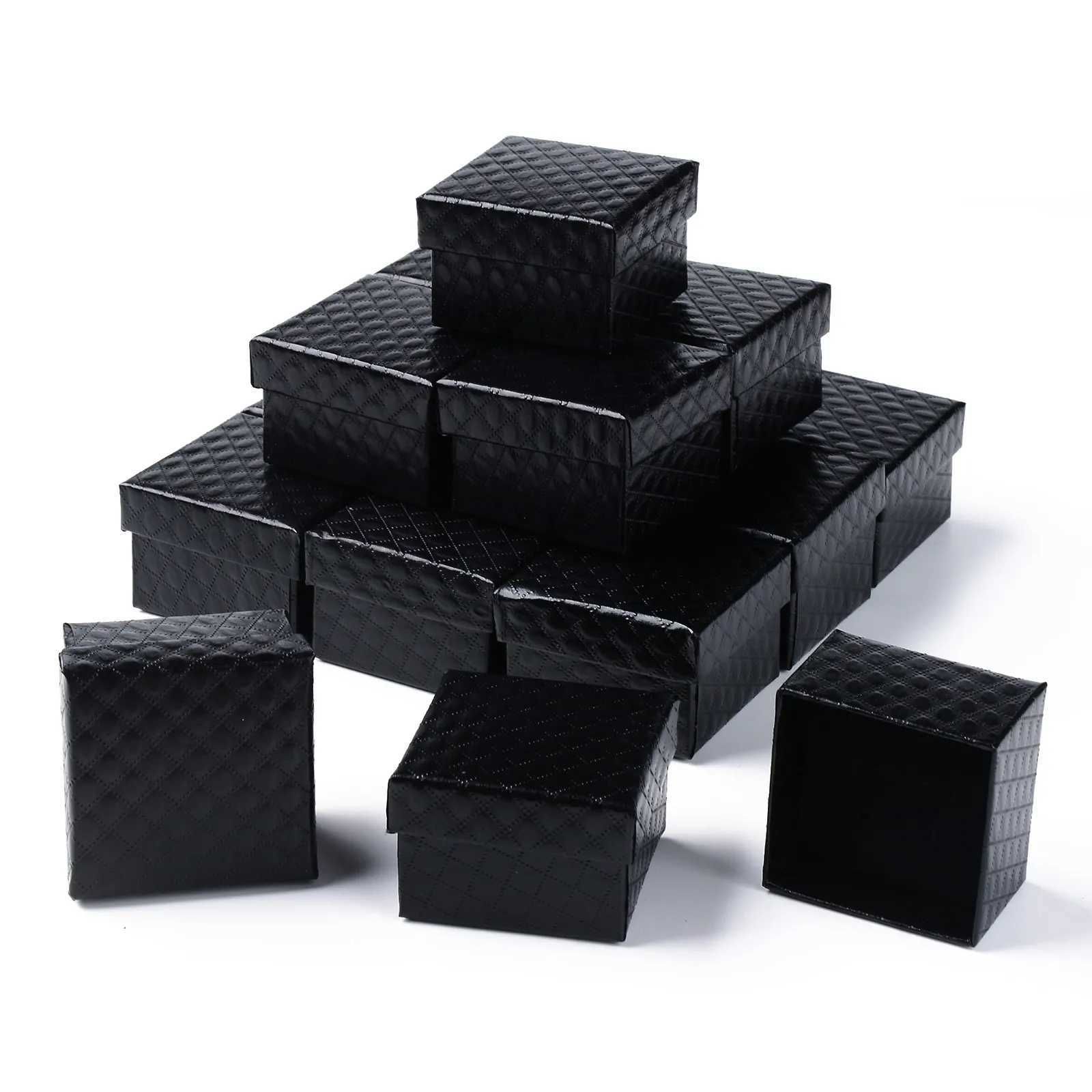 Black 5x5x3.5cm