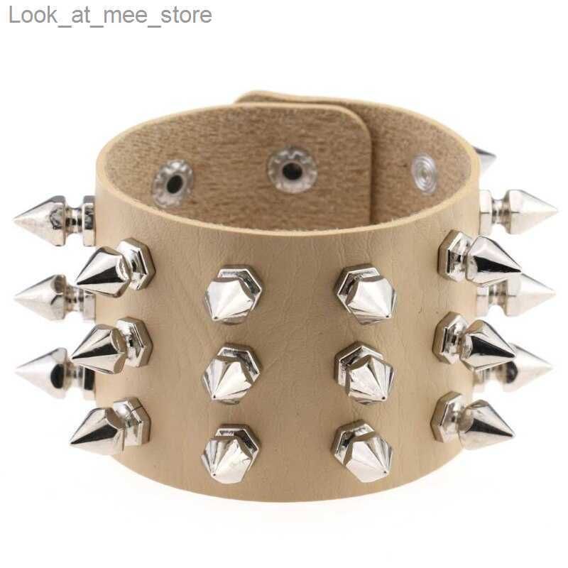 Armbänder j