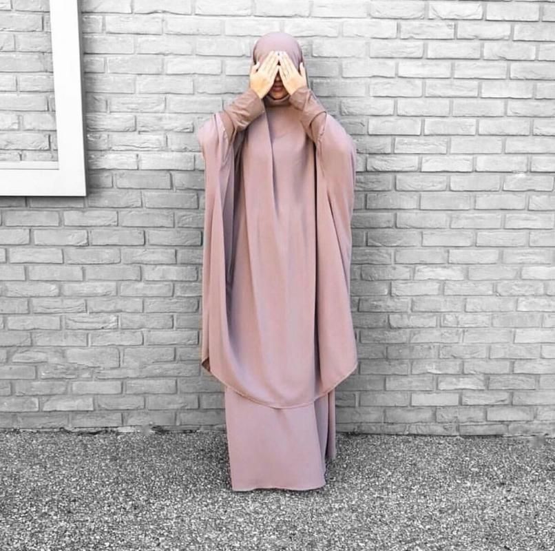 Tek boyutlu pembe jilbab seti