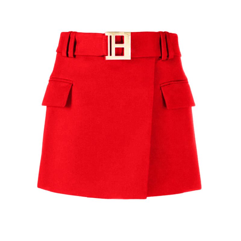 赤いスカート