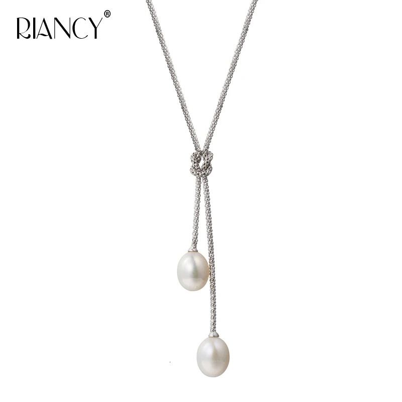 White Pearl Pendant