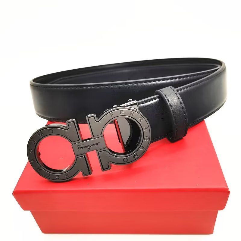 ceinture noire + boucle noire