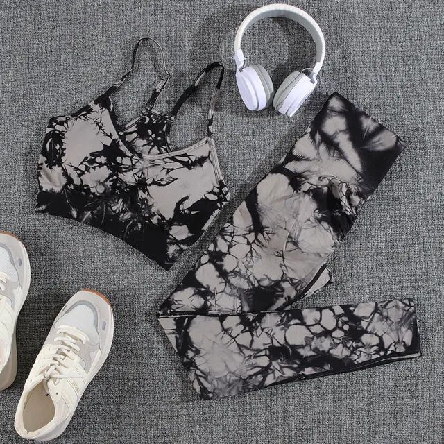 black gray set