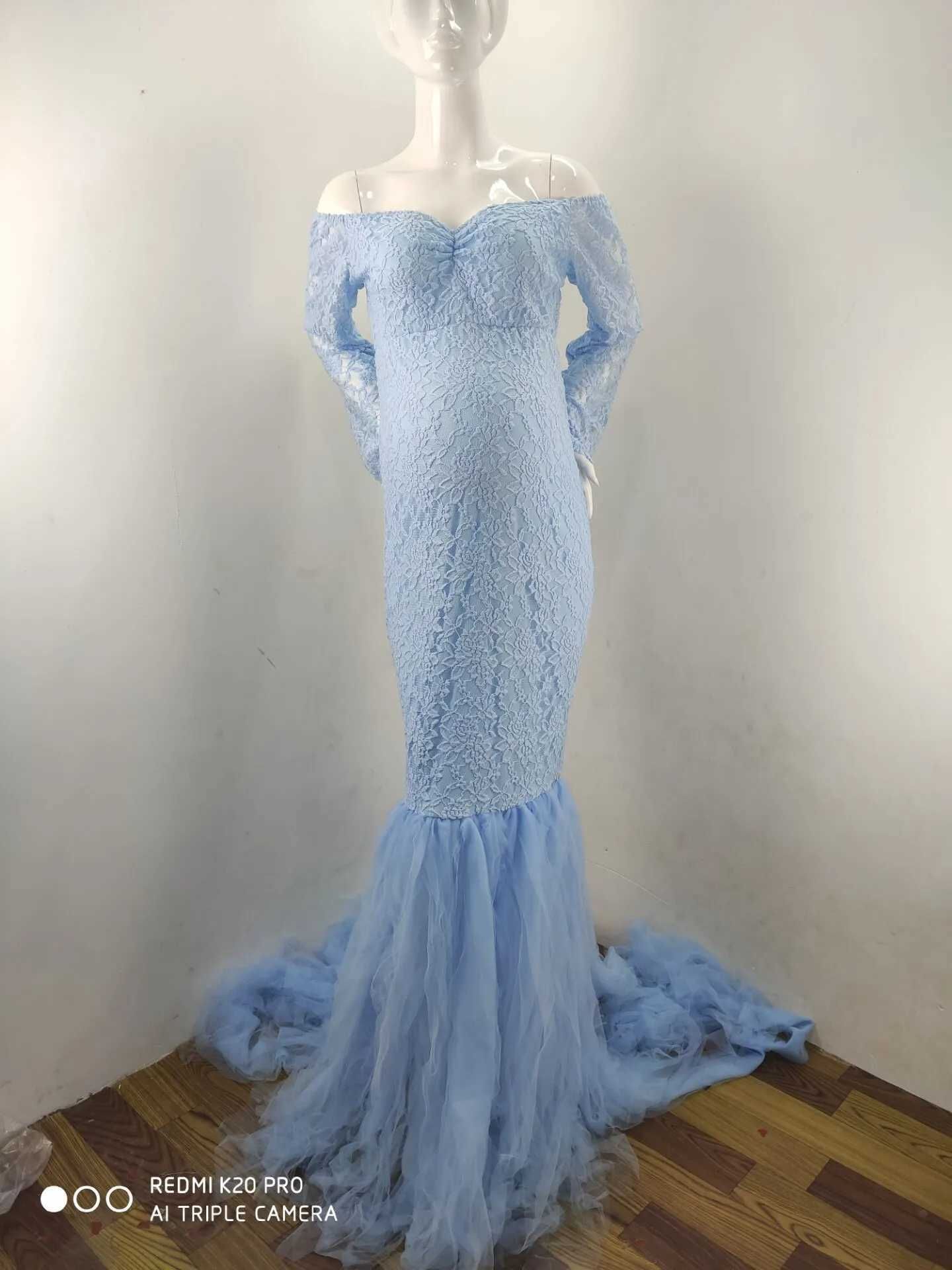 1x jasnoniebieska sukienka