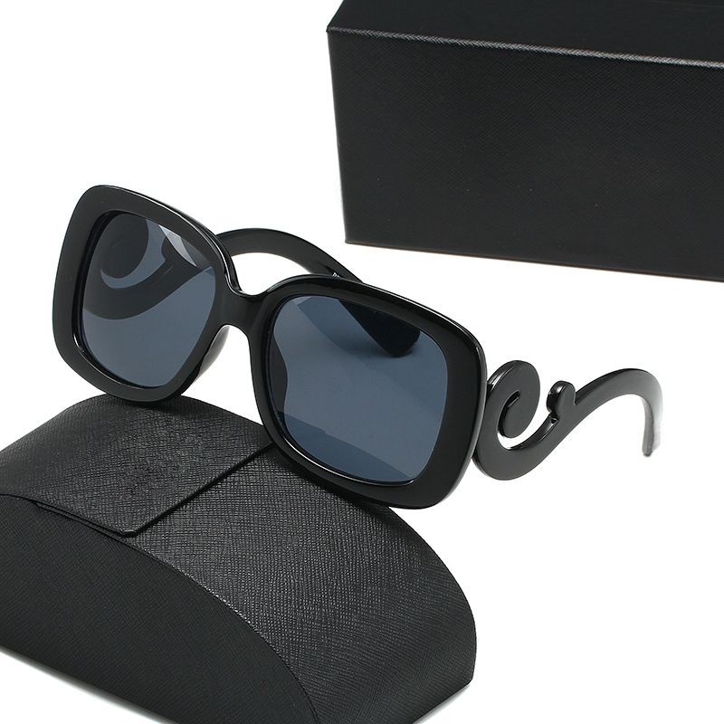 Sonnenbrille mit Kartonverpackung