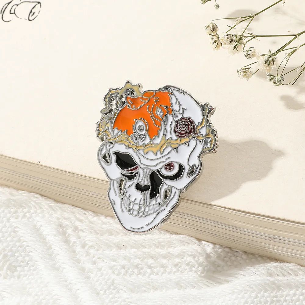 Berserk Brooch4