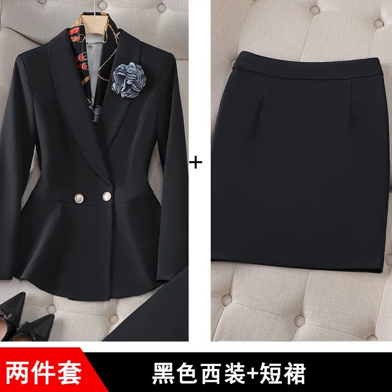 suit with skirt