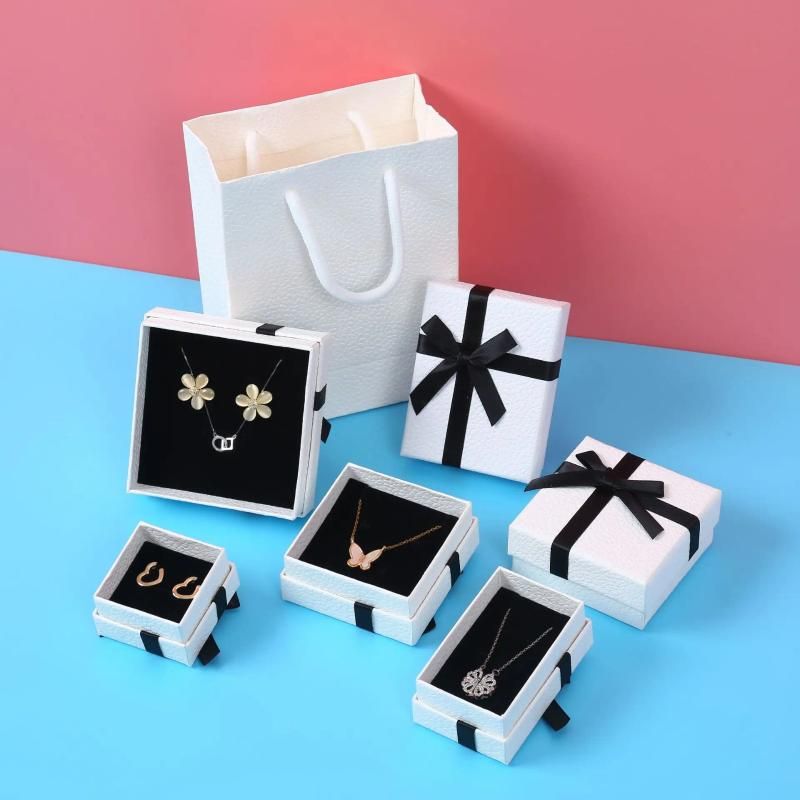 lizhiwen Jewelry box 5x5x3cm white box