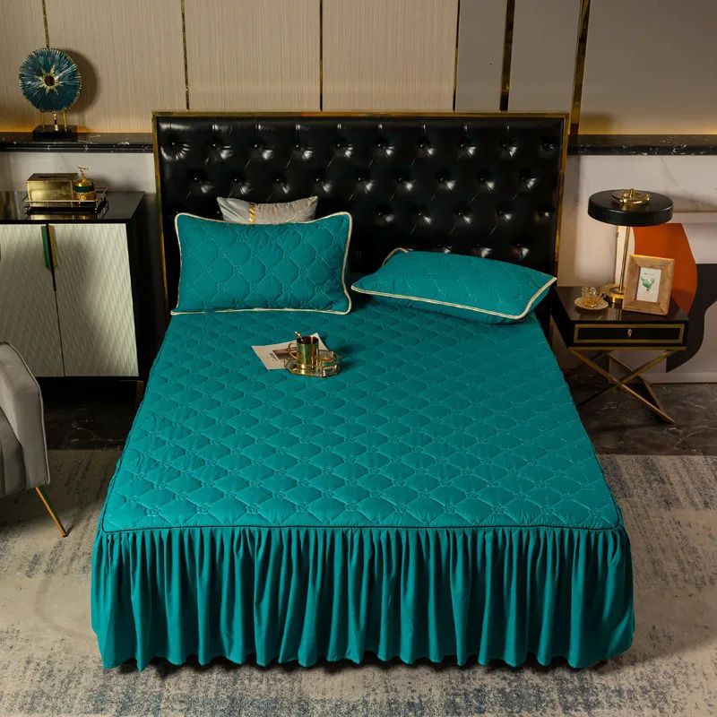 bed skirt-lake blue