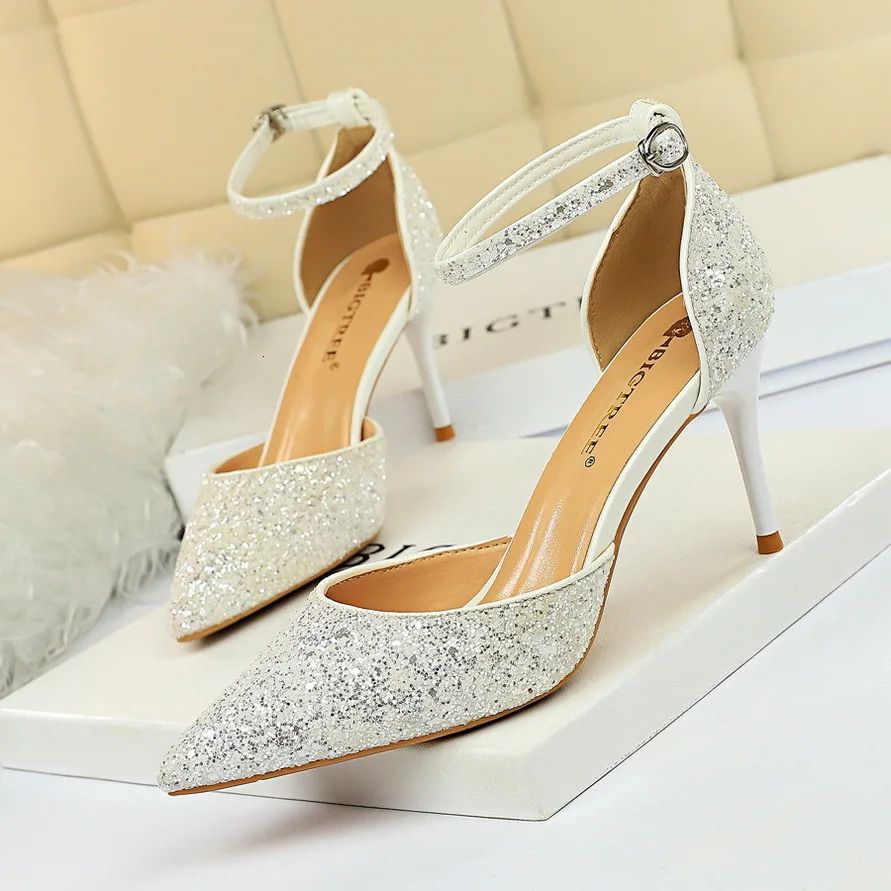 talons blancs de 7,5 cm