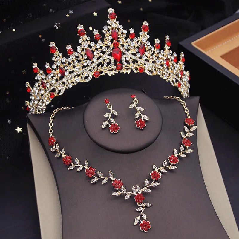 Red Crown Set