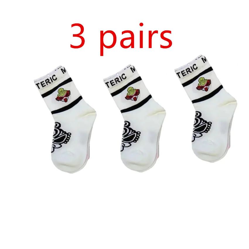 3 pairs white socks