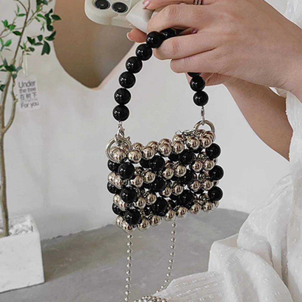 black beads pearl