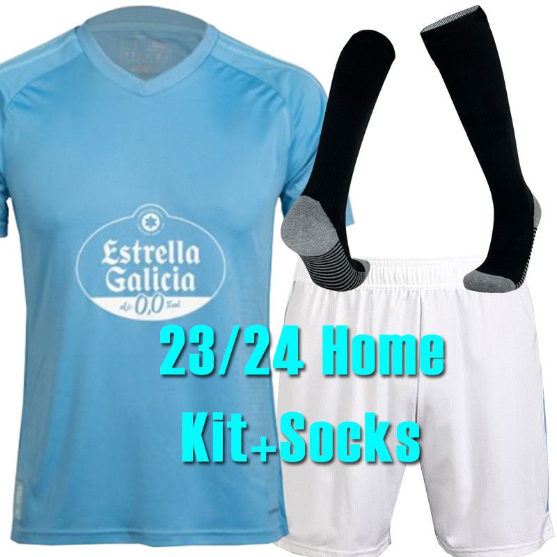 23 24 home kit+socks