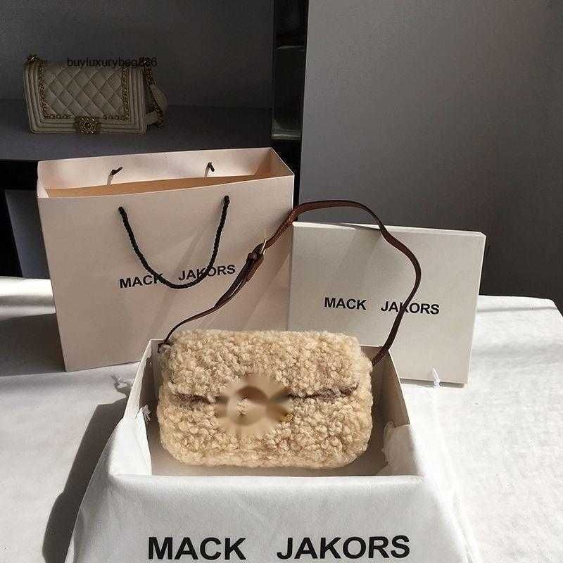 Mack Jakors